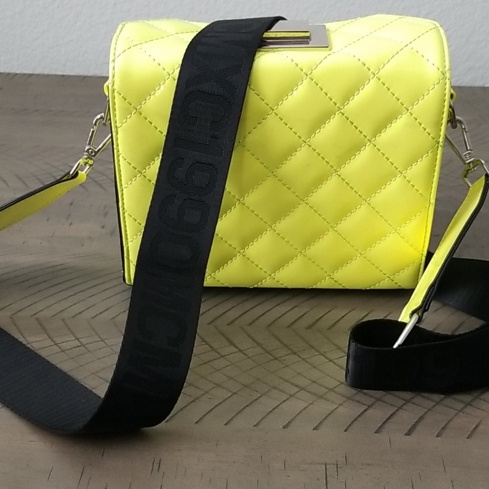 Steve Madden Crossbody or clutch-style handbag
